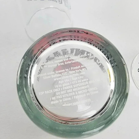 Harry Potter Hogwarts Varsity Crests 4-Pack Pint Glass Set - 16 Ounces - Picture 4 of 6